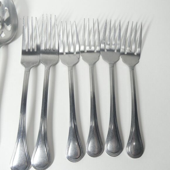 Pfaltzgraff Sturbridge Stainless Flatware Lot 44pcs - Picture 7 of 10